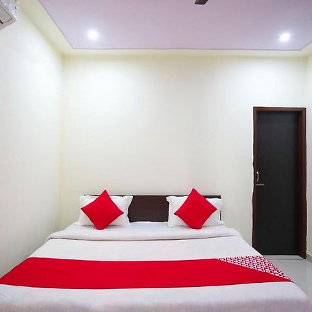 Hotel Oyo Flagship 62980 Shiva Residency Garhi Harsaru Zewnętrze zdjęcie