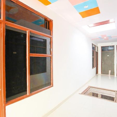 Hotel Oyo Flagship 62980 Shiva Residency Garhi Harsaru Zewnętrze zdjęcie